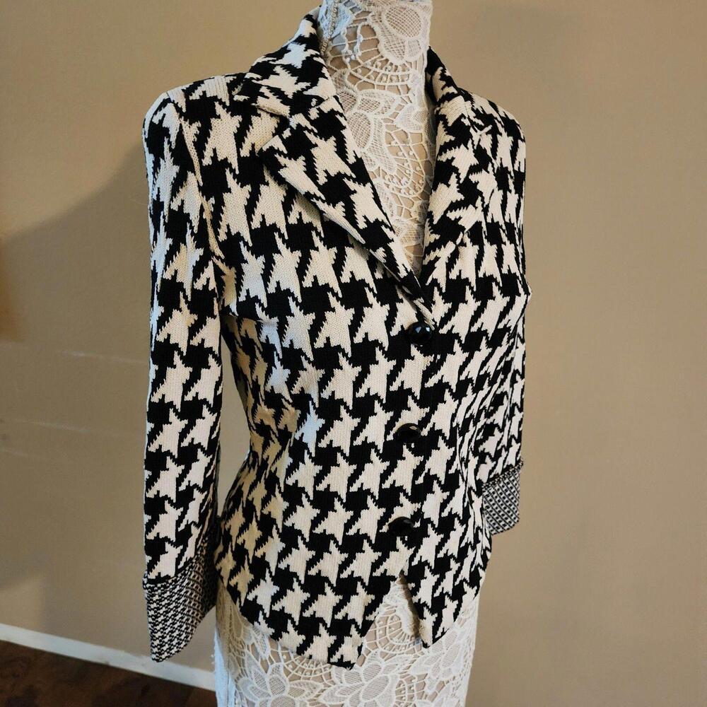 Flawless THE MICHAEL Collection Black white herringbone unique sweater S